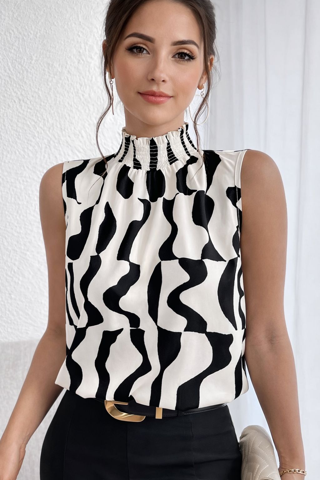 Blusa Regata Gola Alta Estampada