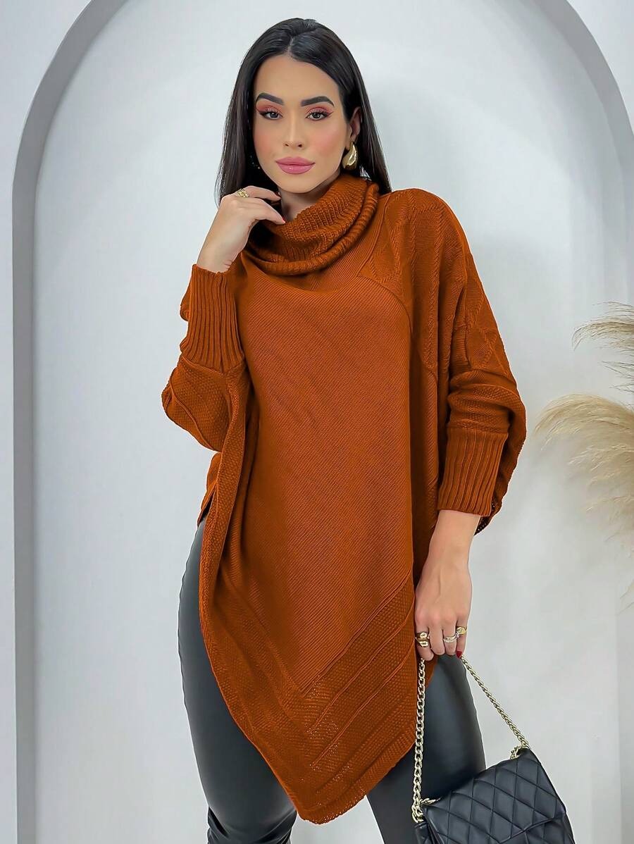 Blusa Poncho de Tricôt Assimétrica